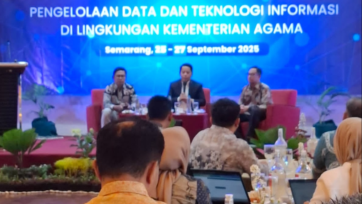 Madrasah Raih Penghargaan Pelayanan Publik Terbaik 2025