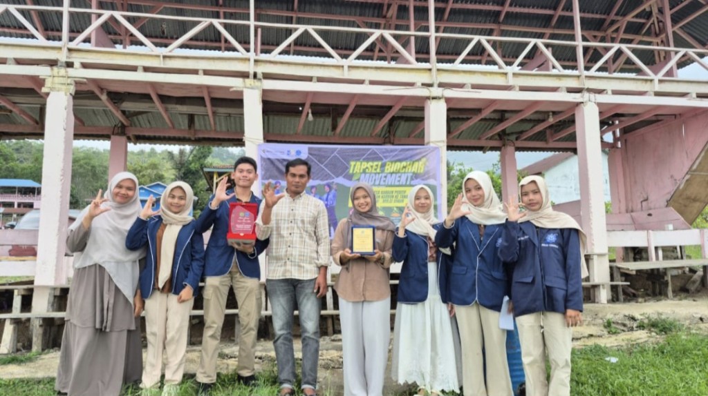 Olah Limbah Pertanian Jadi Biochar, Tim Riset MAN IC Tapsel Raih Juara 2 Nasional